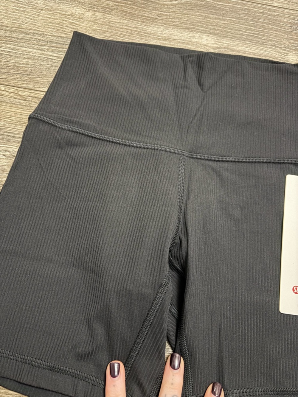 NWT Lululemon Align Ribbed High-Rise Short 6” (Black) Size 4 - Picture 4 of 7